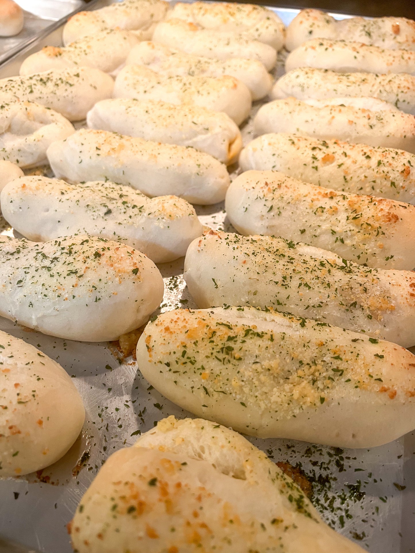 1/2 dozen pepperoni rolls